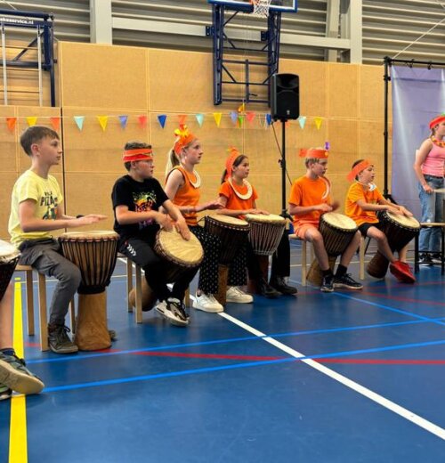 Kindcentrum Claus viert muzikale verjaardag in Steenwijk